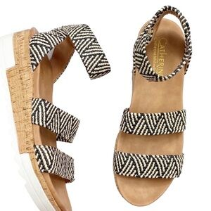Catherine Malandrino Davina
Wedge Sandal Size 8